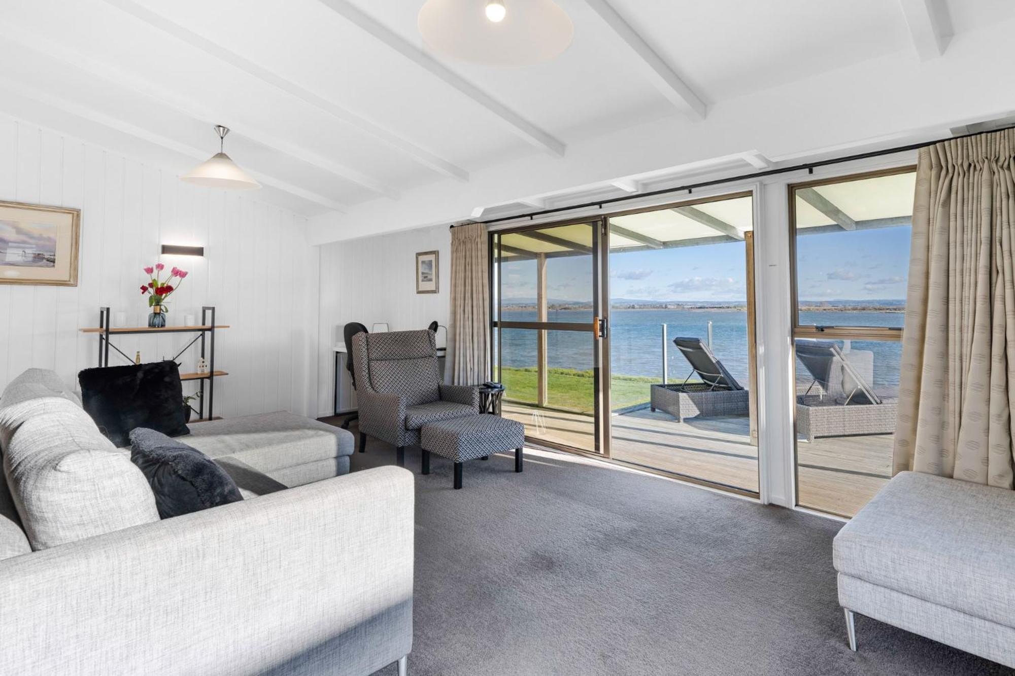 Pukehina Estuary Sunset Views Holiday Home Екстер'єр фото