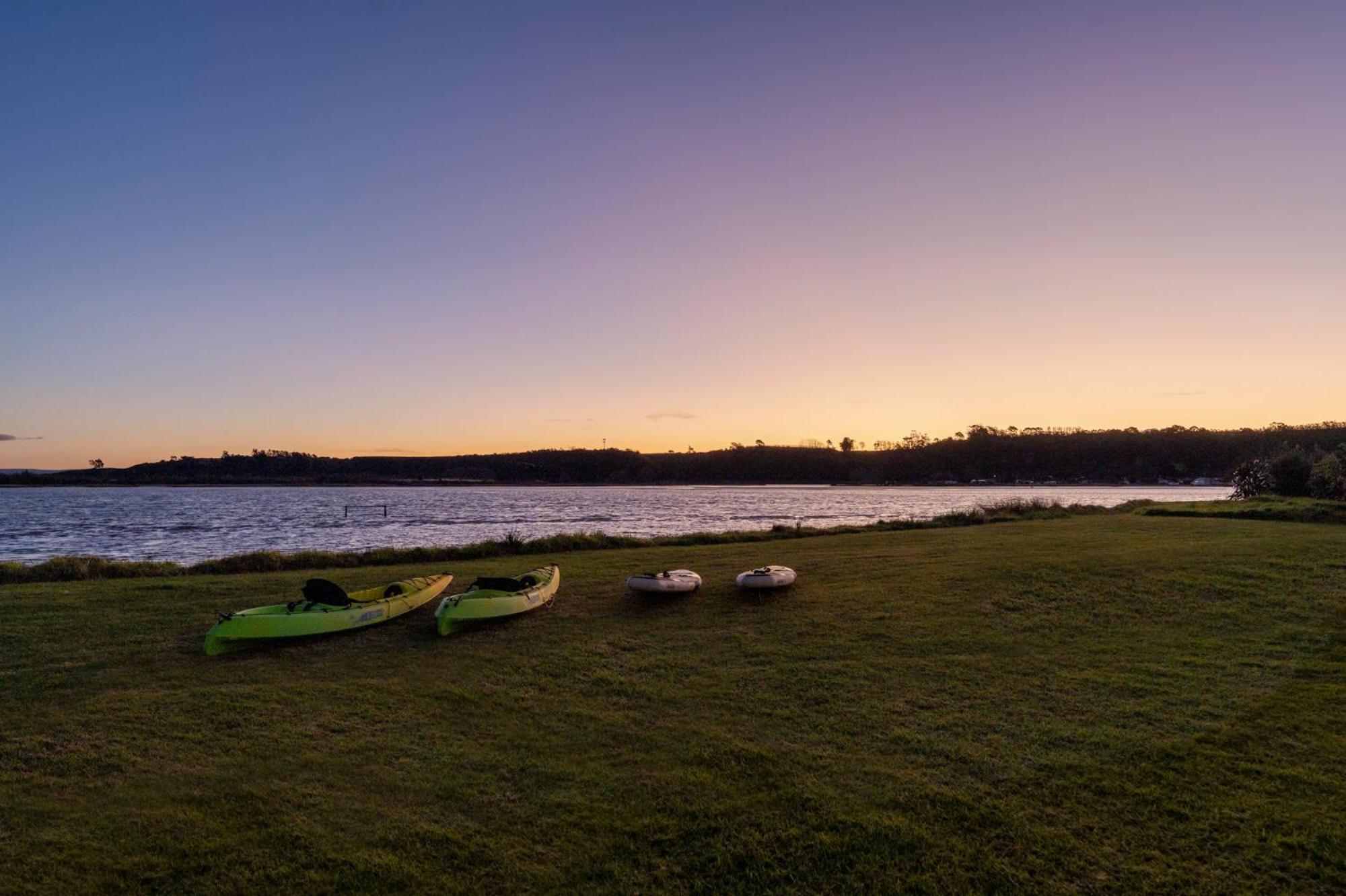 Pukehina Estuary Sunset Views Holiday Home Екстер'єр фото